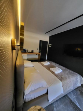 La Mirage Apartment 04